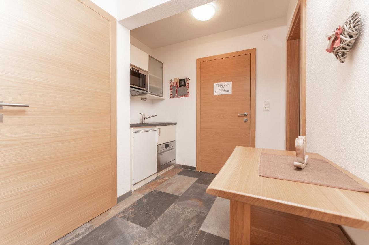 אומהאוזן Aparthotel Ambiente מראה חיצוני תמונה