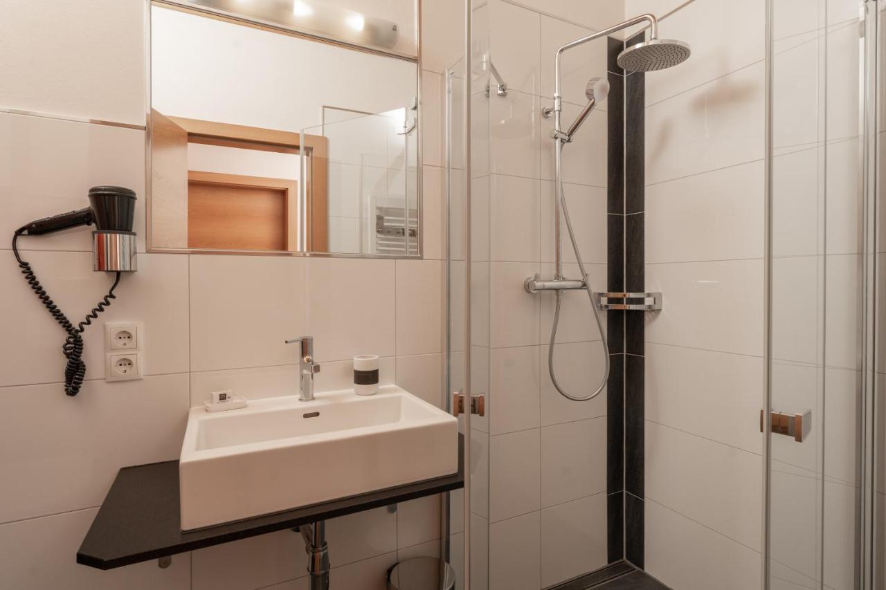 אומהאוזן Aparthotel Ambiente מראה חיצוני תמונה